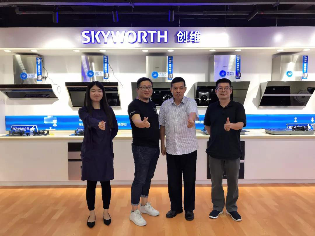 5e847b5115f65.jpg 4.jpg